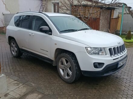 Білий Джип Compass, об'ємом двигуна 2.1 л та пробігом 170 тис. км за 9800 $, фото 1 на Automoto.ua
