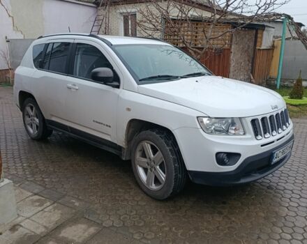 Белый Джип Компас, объемом двигателя 2.1 л и пробегом 170 тыс. км за 9800 $, фото 1 на Automoto.ua