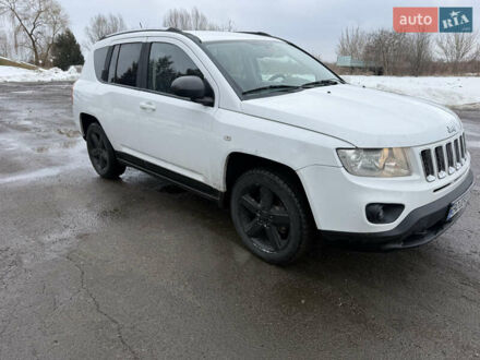 Белый Джип Компас, объемом двигателя 2.2 л и пробегом 190 тыс. км за 7999 $, фото 1 на Automoto.ua