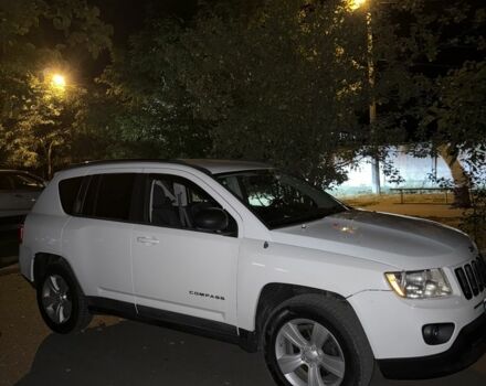 Белый Джип Компас, объемом двигателя 2.4 л и пробегом 2 тыс. км за 9000 $, фото 1 на Automoto.ua