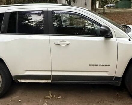Белый Джип Компас, объемом двигателя 0 л и пробегом 100 тыс. км за 6520 $, фото 1 на Automoto.ua