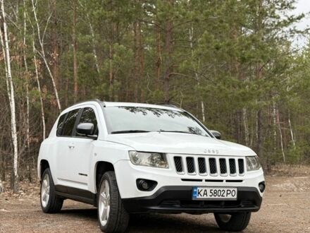 Білий Джип Compass, об'ємом двигуна 2.36 л та пробігом 240 тис. км за 7499 $, фото 1 на Automoto.ua