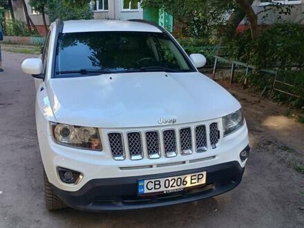 Джип Compass 2013 у Чернігові на Automoto.ua Білий Джип Compass, об'ємом двигуна 2.4 л та пробігом 245 тис. км за 10000 $, фото 1 на Automoto.ua