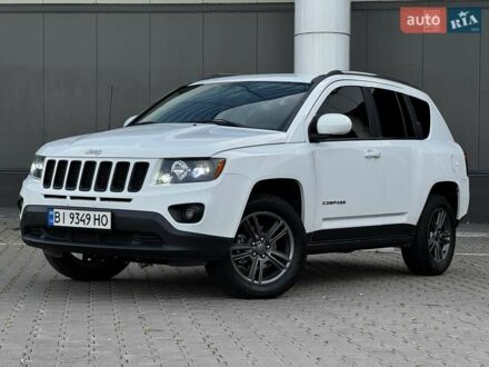 Джип Compass 2013 у Києві на Automoto.ua Білий Джип Compass, об'ємом двигуна 2.36 л та пробігом 175 тис. км за 9800 $, фото 1 на Automoto.ua