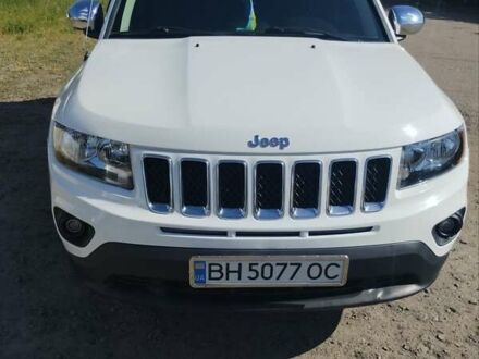 Джип Compass 2013 у Одесі на Automoto.ua Білий Джип Compass, об'ємом двигуна 2.36 л та пробігом 140 тис. км за 9999 $, фото 1 на Automoto.ua