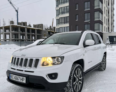 Білий Джип Compass, об'ємом двигуна 2.36 л та пробігом 107 тис. км за 11100 $, фото 1 на Automoto.ua