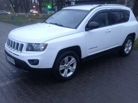 Белый Джип Компас, объемом двигателя 2.36 л и пробегом 175 тыс. км за 9700 $, фото 1 на Automoto.ua