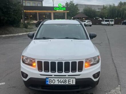 Джип Компас 2014 в Виннице на Automoto.ua Белый Джип Компас, объемом двигателя 2 л и пробегом 300 тыс. км за 9800 $, фото 1 на Automoto.ua