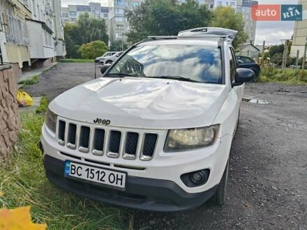 Джип Компас 2014 в Львове на Automoto.ua Белый Джип Компас, объемом двигателя 2.4 л и пробегом 180 тыс. км за 11600 $, фото 1 на Automoto.ua