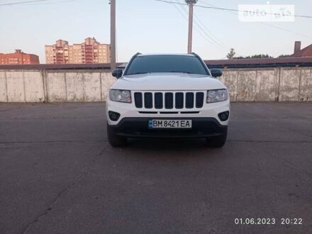 Джип Компас 2014 в Сумах на Automoto.ua Белый Джип Компас, объемом двигателя 2.4 л и пробегом 134 тыс. км за 12500 $, фото 1 на Automoto.ua