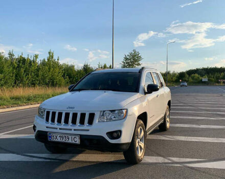 Білий Джип Compass, об'ємом двигуна 2.36 л та пробігом 210 тис. км за 9600 $, фото 1 на Automoto.ua