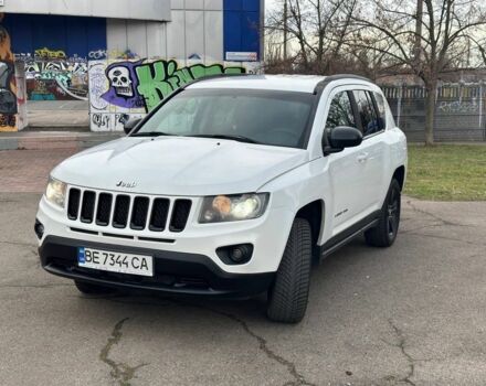 Белый Джип Компас, объемом двигателя 2.4 л и пробегом 200 тыс. км за 8800 $, фото 1 на Automoto.ua