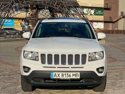 Джип Compass 2015 у Львові на Automoto.ua Білий Джип Compass, об'ємом двигуна 2.4 л та пробігом 174 тис. км за 10300 $, фото 1 на Automoto.ua