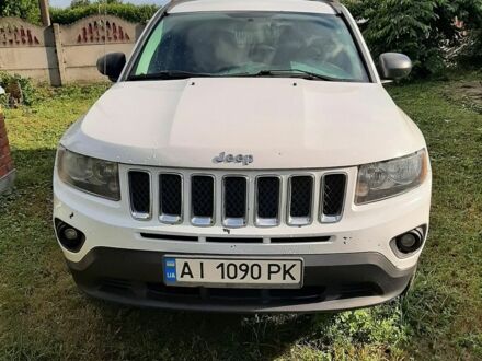 Білий Джип Compass, об'ємом двигуна 2.36 л та пробігом 130 тис. км за 8800 $, фото 1 на Automoto.ua