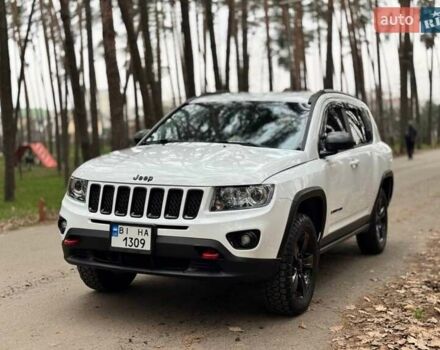 Белый Джип Компас, объемом двигателя 2.36 л и пробегом 170 тыс. км за 8700 $, фото 1 на Automoto.ua