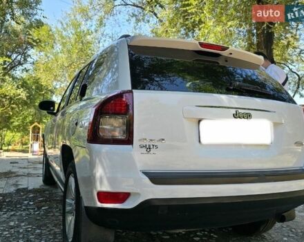Белый Джип Компас, объемом двигателя 2.36 л и пробегом 180 тыс. км за 11500 $, фото 1 на Automoto.ua