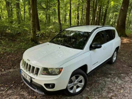 Білий Джип Compass, об'ємом двигуна 2 л та пробігом 198 тис. км за 8999 $, фото 1 на Automoto.ua
