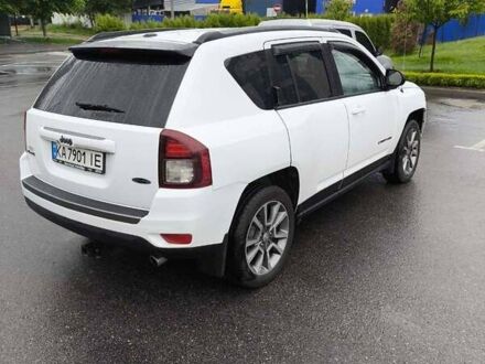 Джип Compass 2016 у Києві на Automoto.ua Білий Джип Compass, об'ємом двигуна 2.36 л та пробігом 135 тис. км за 11500 $, фото 1 на Automoto.ua