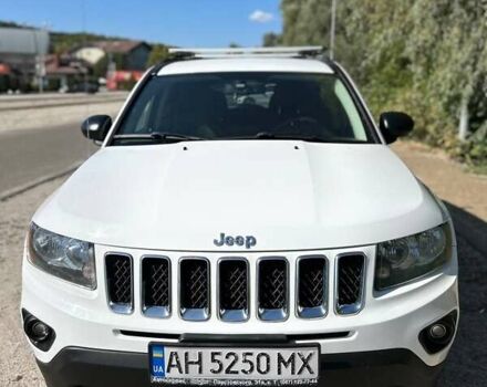 Белый Джип Компас, объемом двигателя 2.36 л и пробегом 250 тыс. км за 9700 $, фото 1 на Automoto.ua