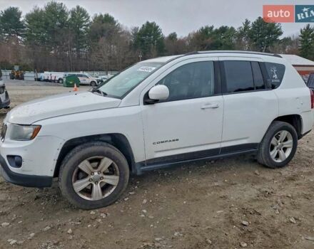 Белый Джип Компас, объемом двигателя 2.36 л и пробегом 155 тыс. км за 650 $, фото 1 на Automoto.ua