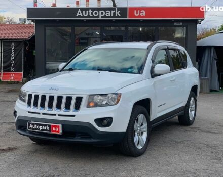Джип Compass 2016 у Вінниці на Automoto.ua Білий Джип Compass, об'ємом двигуна 2.4 л та пробігом 133 тис. км за 11890 $, фото 1 на Automoto.ua