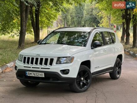Белый Джип Компас, объемом двигателя 2 л и пробегом 201 тыс. км за 8100 $, фото 1 на Automoto.ua