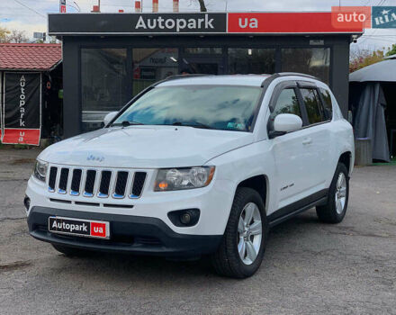 Джип Compass 2016 у Вінниці на Automoto.ua Білий Джип Compass, об'ємом двигуна 2.4 л та пробігом 133 тис. км за 11890 $, фото 1 на Automoto.ua