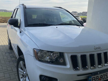 Белый Джип Компас, объемом двигателя 2.36 л и пробегом 155 тыс. км за 11000 $, фото 1 на Automoto.ua