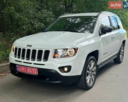 Белый Джип Компас, объемом двигателя 2 л и пробегом 167 тыс. км за 10500 $, фото 1 на Automoto.ua