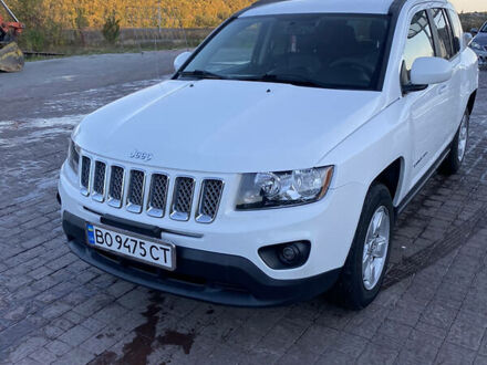 Белый Джип Компас, объемом двигателя 2.4 л и пробегом 165 тыс. км за 10900 $, фото 1 на Automoto.ua