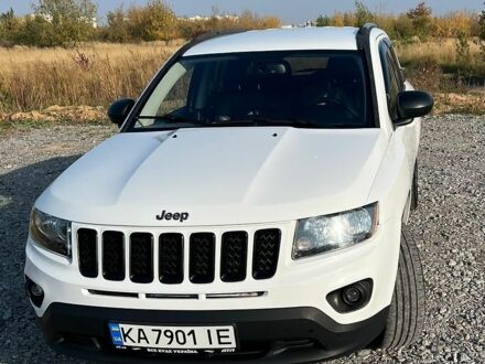 Белый Джип Компас, объемом двигателя 2.4 л и пробегом 152 тыс. км за 11200 $, фото 1 на Automoto.ua