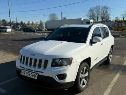 Белый Джип Компас, объемом двигателя 2.36 л и пробегом 128 тыс. км за 11000 $, фото 1 на Automoto.ua