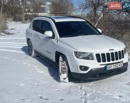 Білий Джип Compass, об'ємом двигуна 2.4 л та пробігом 128 тис. км за 12000 $, фото 1 на Automoto.ua