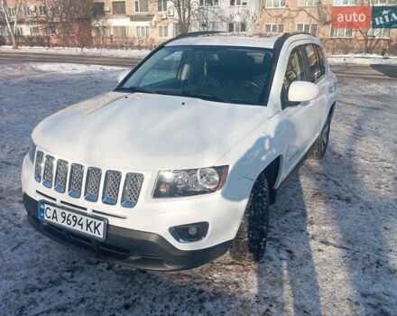 Білий Джип Compass, об'ємом двигуна 2.4 л та пробігом 105 тис. км за 11500 $, фото 1 на Automoto.ua