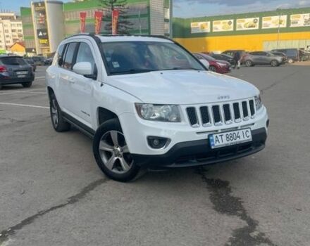 Белый Джип Компас, объемом двигателя 2.36 л и пробегом 177 тыс. км за 11500 $, фото 1 на Automoto.ua