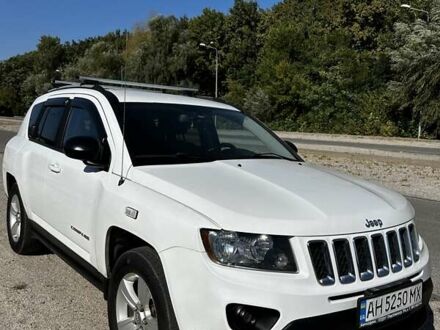 Білий Джип Compass, об'ємом двигуна 2.36 л та пробігом 247 тис. км за 10500 $, фото 1 на Automoto.ua