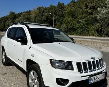 Білий Джип Compass, об'ємом двигуна 2.36 л та пробігом 247 тис. км за 10500 $, фото 1 на Automoto.ua