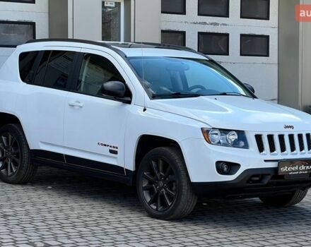 Белый Джип Компас, объемом двигателя 2.4 л и пробегом 105 тыс. км за 11999 $, фото 1 на Automoto.ua