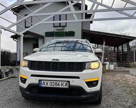 Белый Джип Компас, объемом двигателя 2.36 л и пробегом 89 тыс. км за 14500 $, фото 1 на Automoto.ua