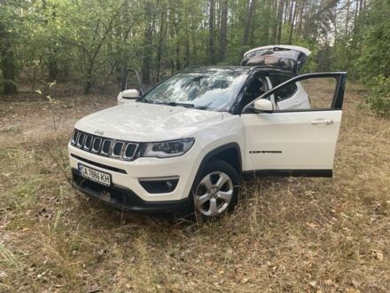 Белый Джип Компас, объемом двигателя 2.4 л и пробегом 174 тыс. км за 13065 $, фото 1 на Automoto.ua