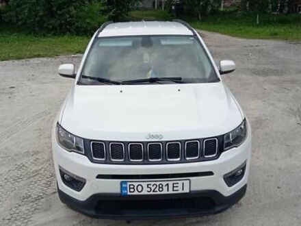 Джип Compass 2017 у Теребовле на Automoto.ua Білий Джип Compass, об'ємом двигуна 2.4 л та пробігом 132 тис. км за 14300 $, фото 1 на Automoto.ua