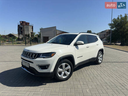 Джип Compass 2017 у Житомирі на Automoto.ua Білий Джип Compass, об'ємом двигуна 2.36 л та пробігом 144 тис. км за 14999 $, фото 1 на Automoto.ua