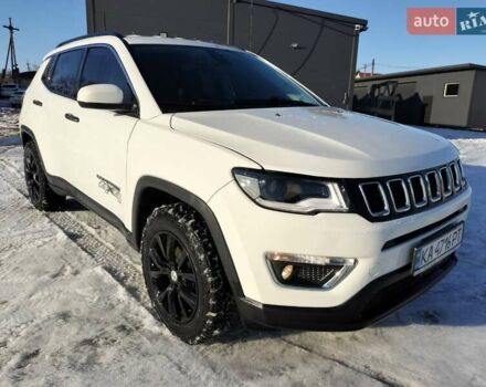 Белый Джип Компас, объемом двигателя 2.4 л и пробегом 125 тыс. км за 13500 $, фото 1 на Automoto.ua
