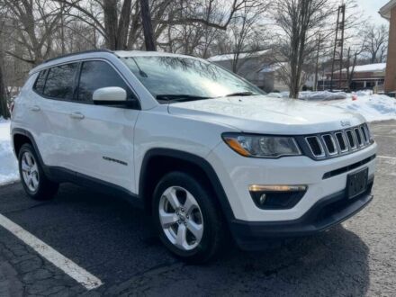 Білий Джип Compass, об'ємом двигуна 2.4 л та пробігом 52 тис. км за 2000 $, фото 1 на Automoto.ua