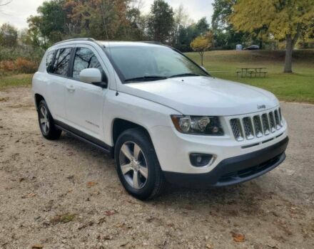 Білий Джип Compass, об'ємом двигуна 2.4 л та пробігом 68 тис. км за 2700 $, фото 1 на Automoto.ua