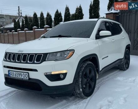Белый Джип Компас, объемом двигателя 2.4 л и пробегом 131 тыс. км за 16999 $, фото 1 на Automoto.ua