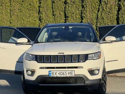 Джип Compass 2017 у Дунаевцах на Automoto.ua Білий Джип Compass, об'ємом двигуна 2.36 л та пробігом 69 тис. км за 16000 $, фото 1 на Automoto.ua
