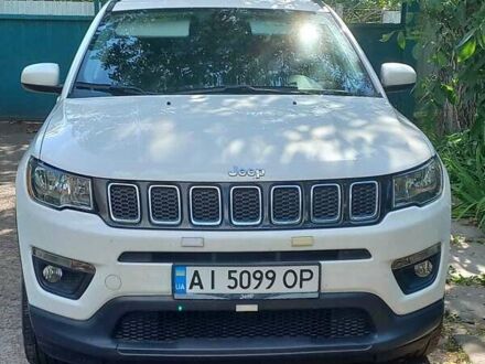 Джип Compass 2017 у Києві на Automoto.ua Білий Джип Compass, об'ємом двигуна 2.36 л та пробігом 30 тис. км за 18500 $, фото 1 на Automoto.ua
