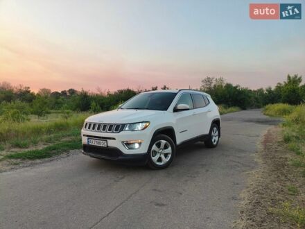Білий Джип Compass, об'ємом двигуна 2.4 л та пробігом 42 тис. км за 15000 $, фото 1 на Automoto.ua