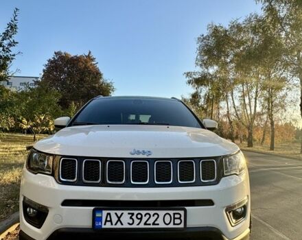 Білий Джип Compass, об'ємом двигуна 2.4 л та пробігом 129 тис. км за 15800 $, фото 1 на Automoto.ua